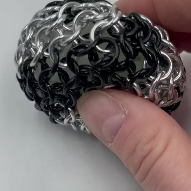 Thumbnail: Hacky Sack, Twist Pattern