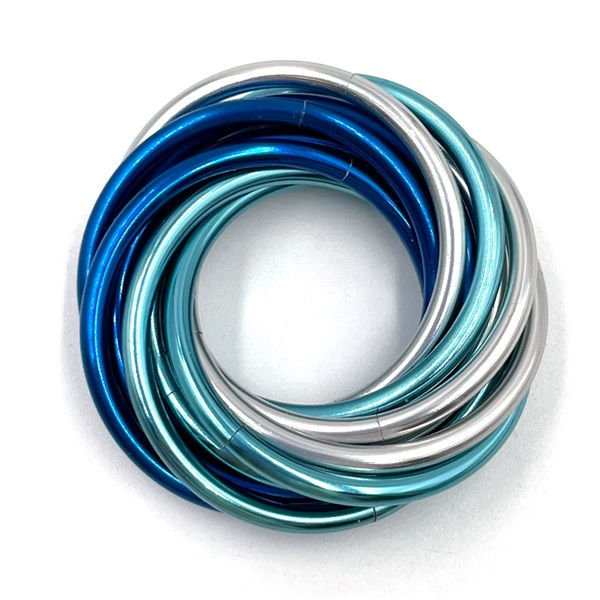 Thumbnail: Mobius Fidget Toy, Gradients