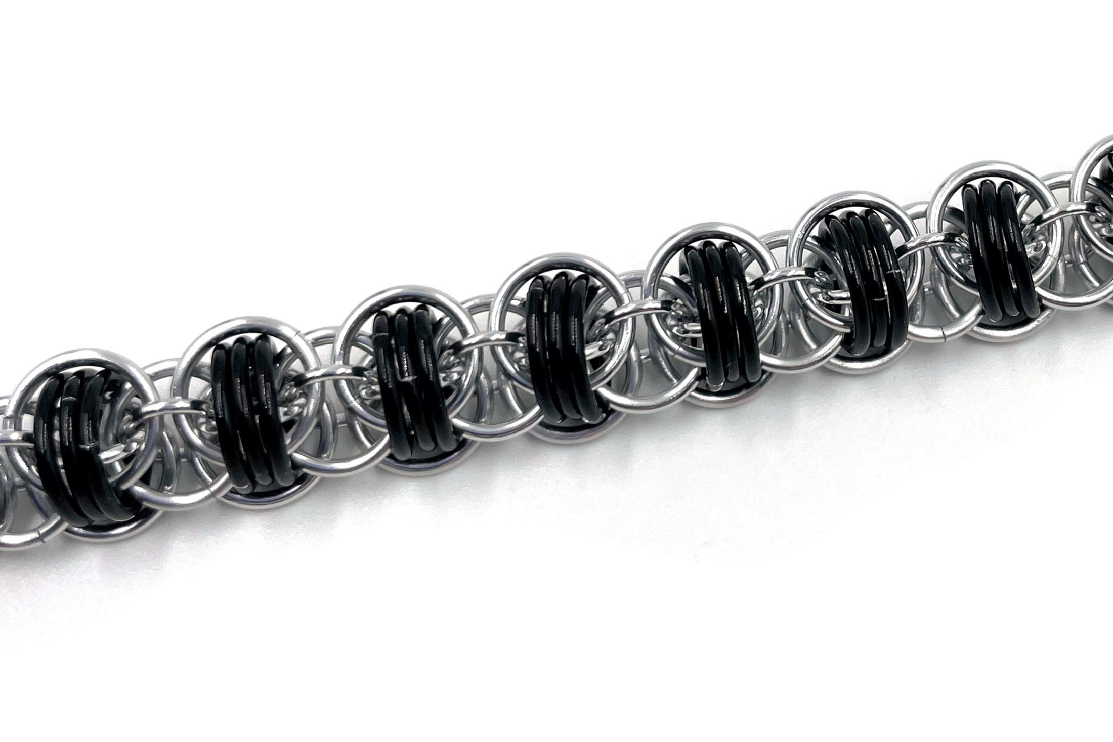 Arcadian Chain Bracelet, Dots, 9 inches