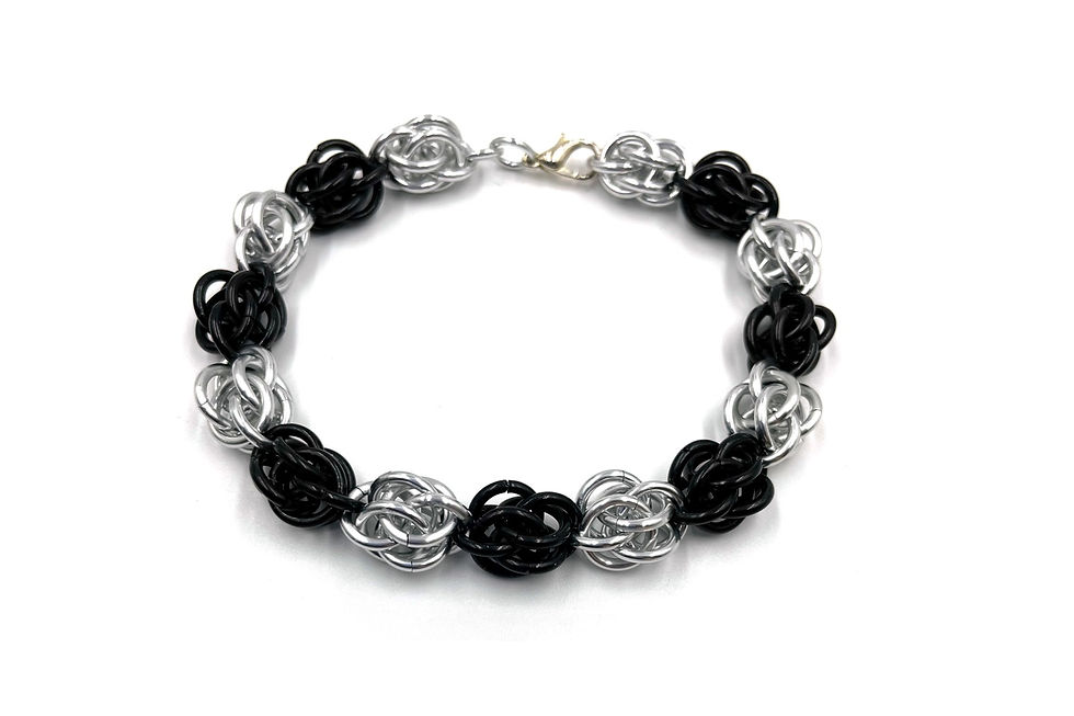 Thumbnail: Sweetpea Bracelet, Stripes, 8.5 inches