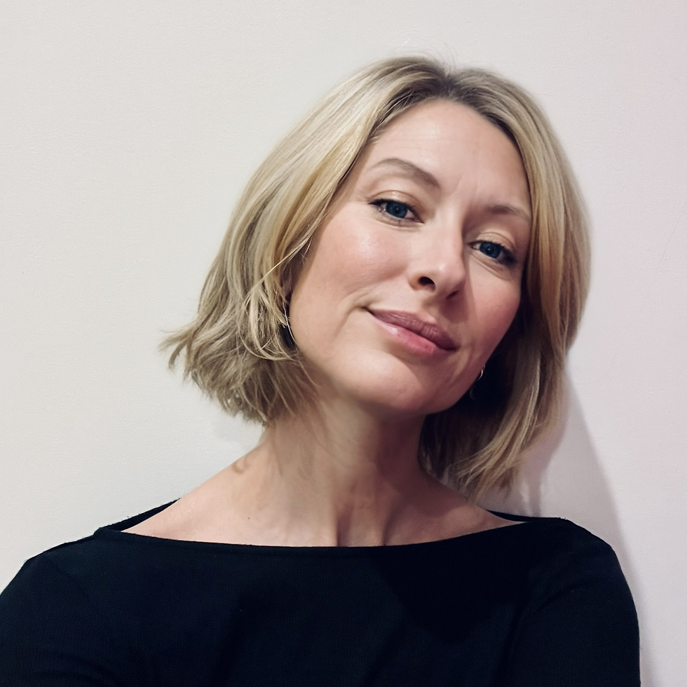 Headshot - Donna Fisher (1).PNG