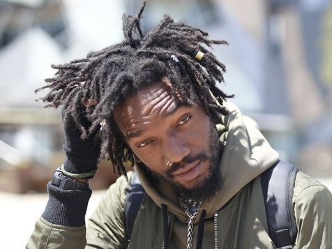 Is the beginning of "Grimehall"? Fyah Roiall spazzes on "SODA"