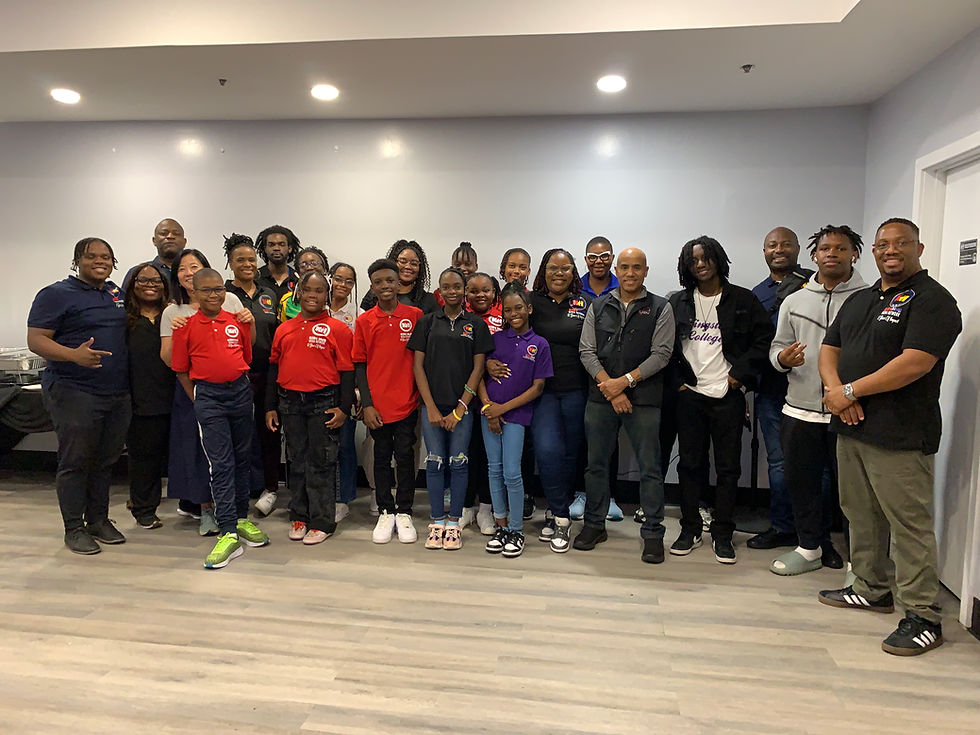 Post Dinner Photo with the KiDz HuB Team