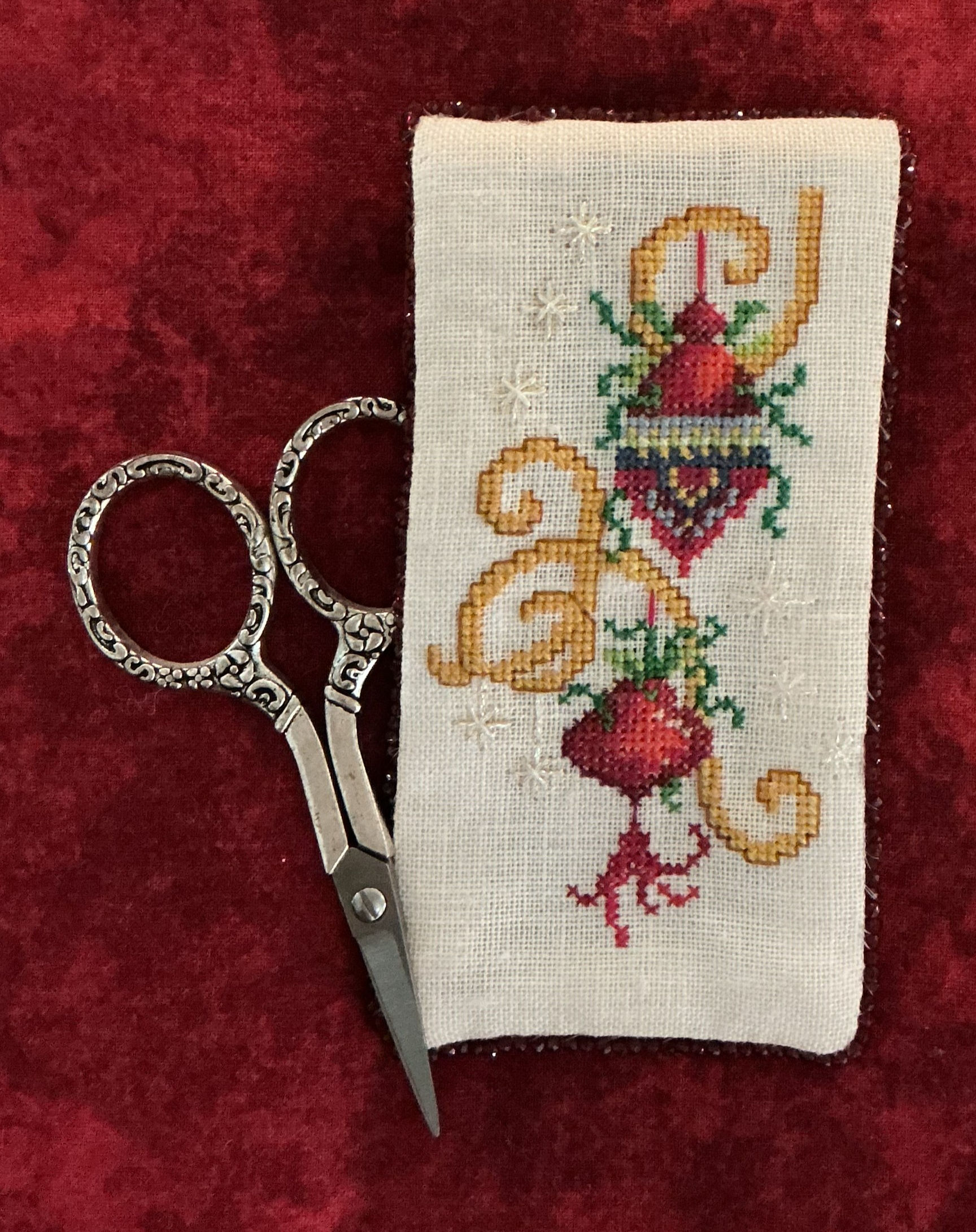 Holiday Scissor Pocket