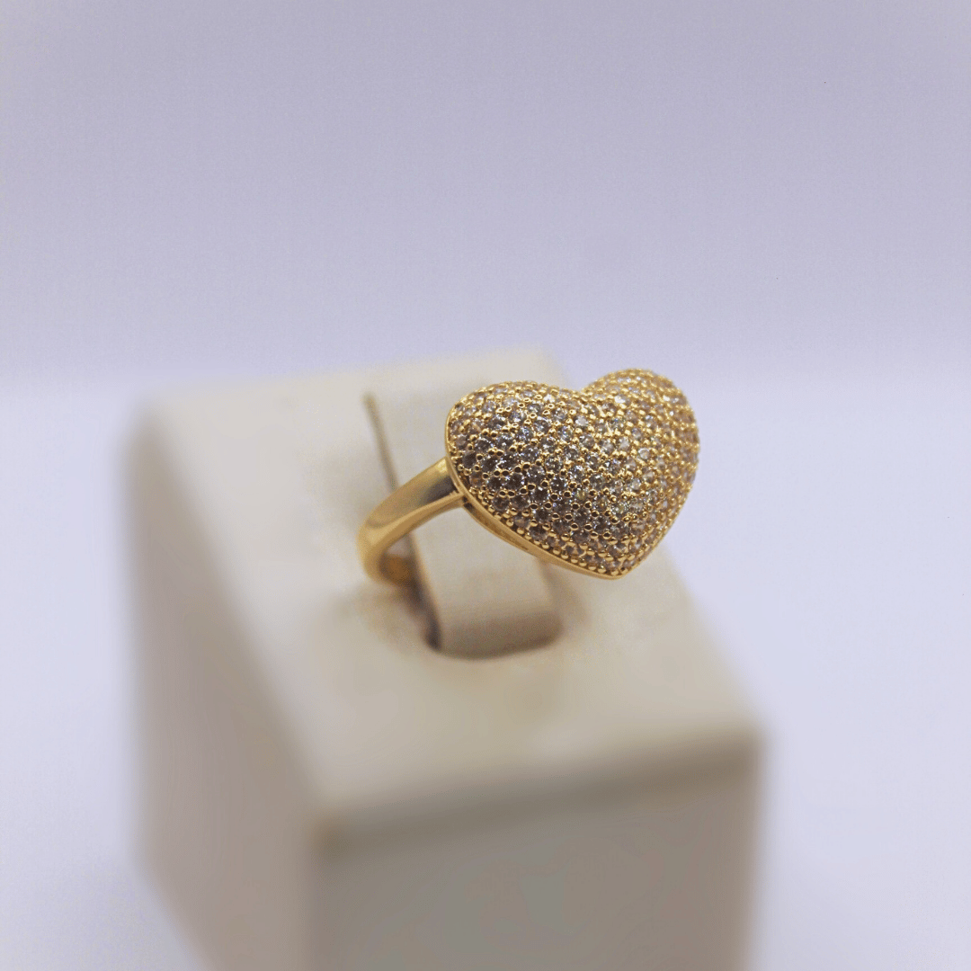 Anel Coração Cravejado Com Micro Zircônias Banhado a Ouro 18K