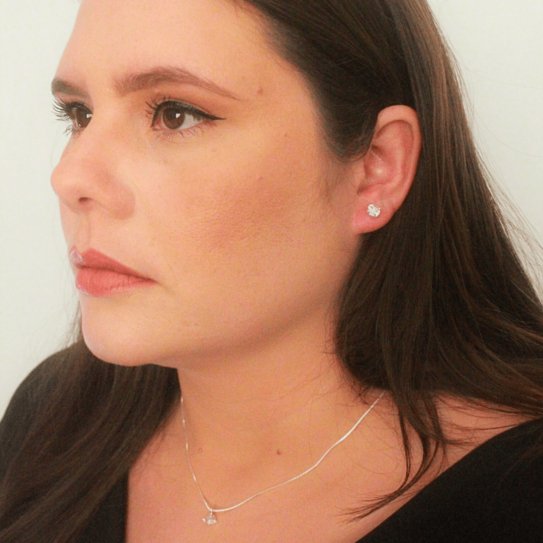 Conjunto Ponto de Luz Cravejado Com Zircônia Banhado a Prata 950