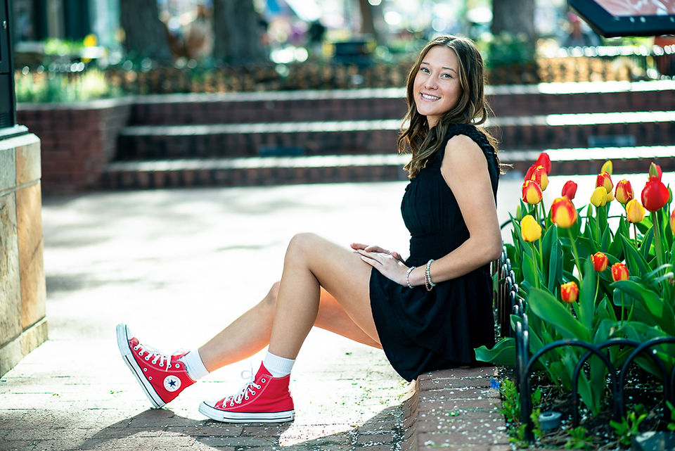 girl with tulips