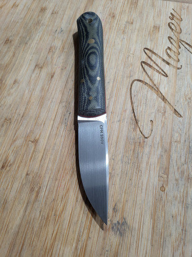 www.mazercustomknives.com