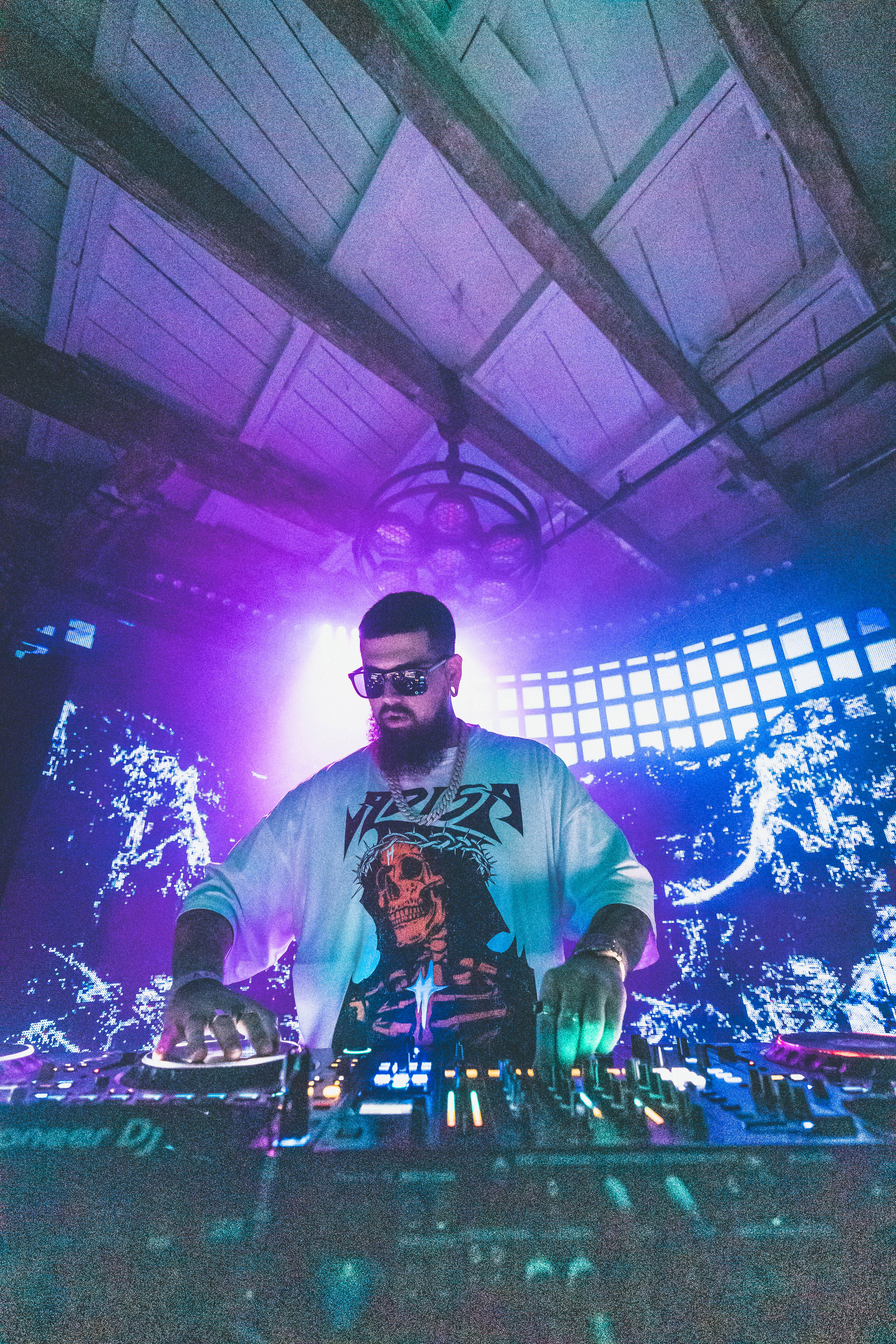 Clown - Family - Richard Ostry (1).png