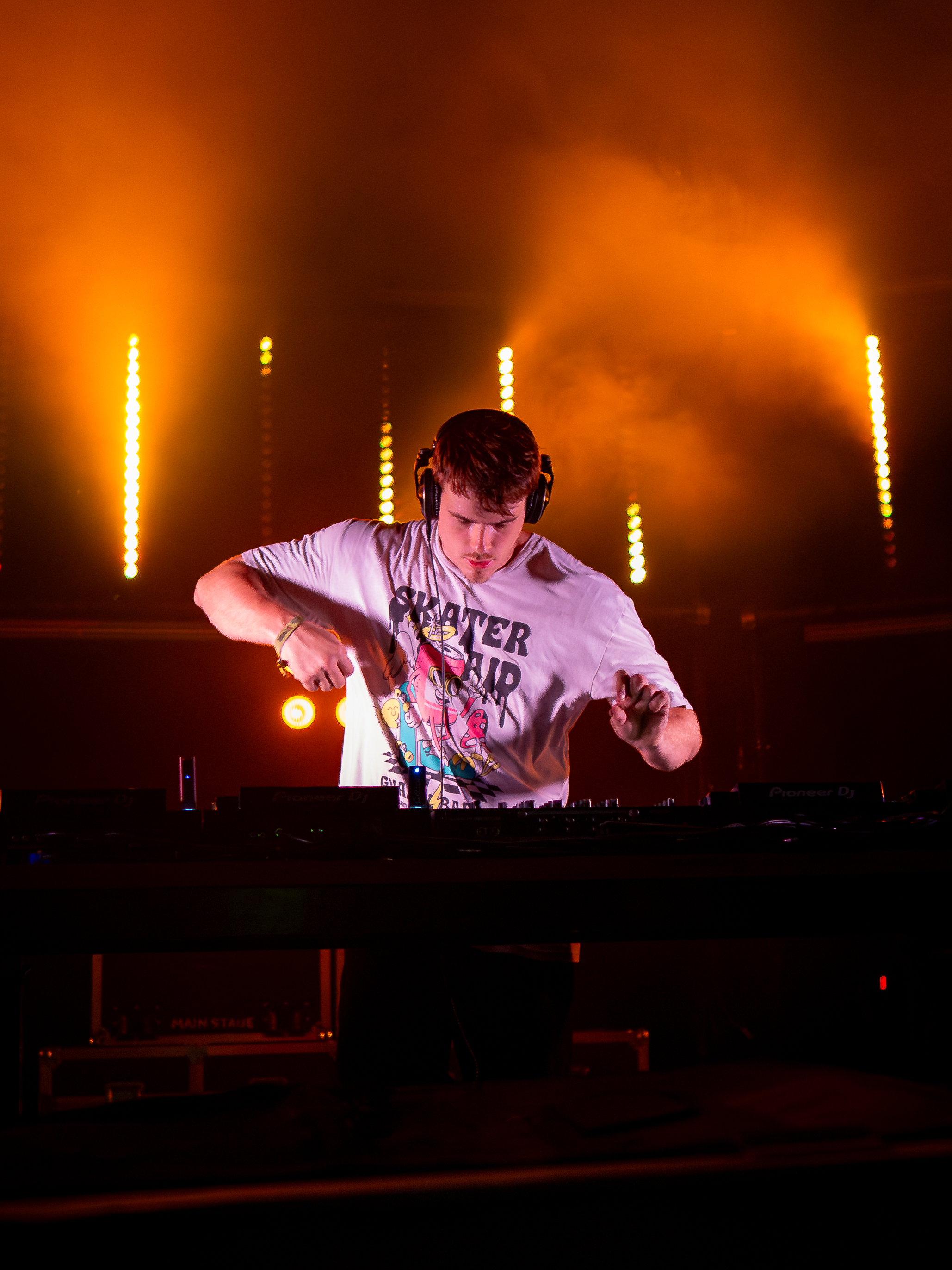 Clown - Family - Richard Ostry (1).png