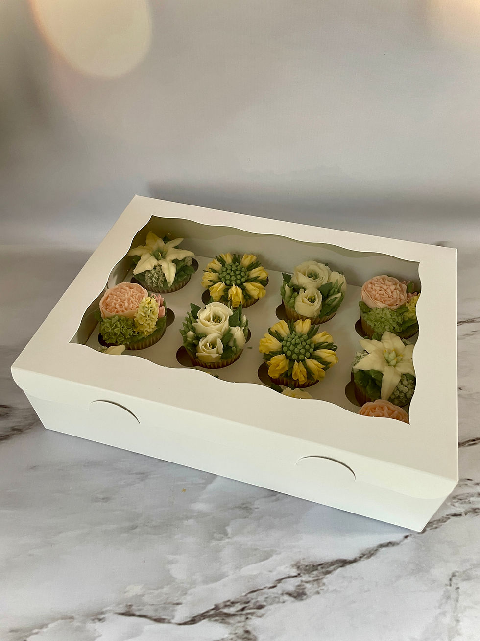 Thumbnail: Sweet Blossoms Cupcakes