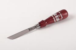 Recta (Formón con sesgo)