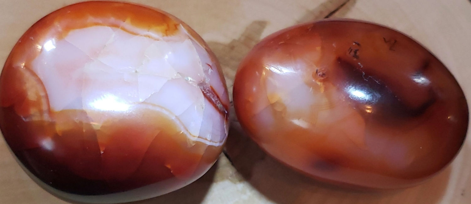 Carnelian Palm Stone