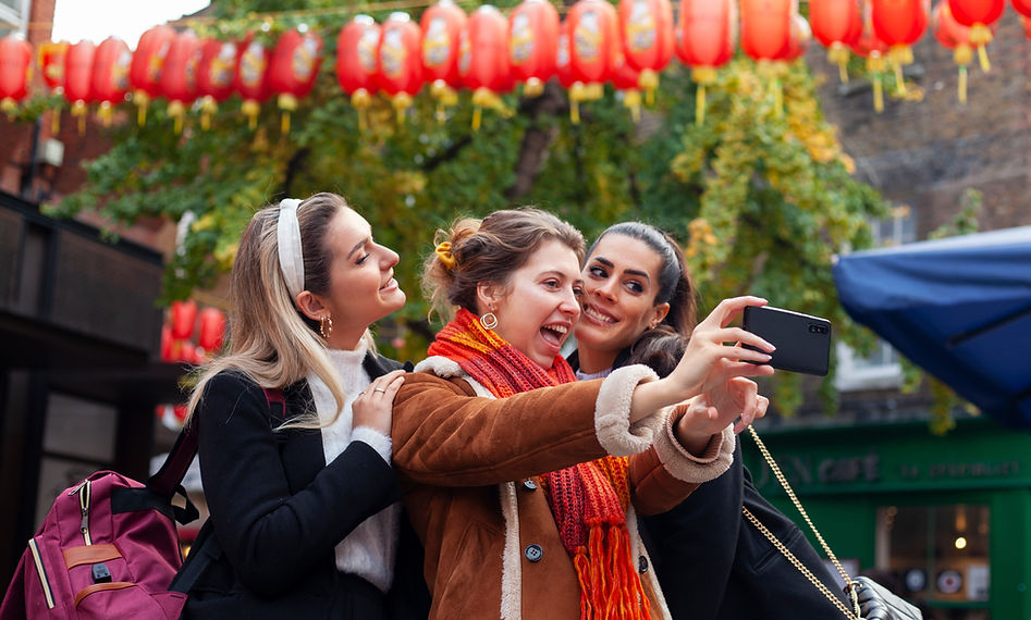 beautiful-friends-spending-quality-time-together.jpg