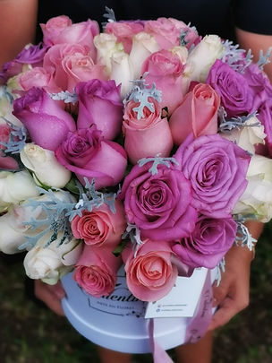 Te proporcionamos las flores mas frescas de Cancún y te adicionamos el alimento floral 