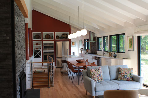 Hotels-Models14015 2_edit_new 2.jpg