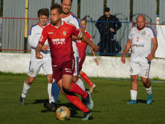 VIDEO Futbalistom nebolo dopriate viac, v Sabinove remizovali vďaka Lapošovi