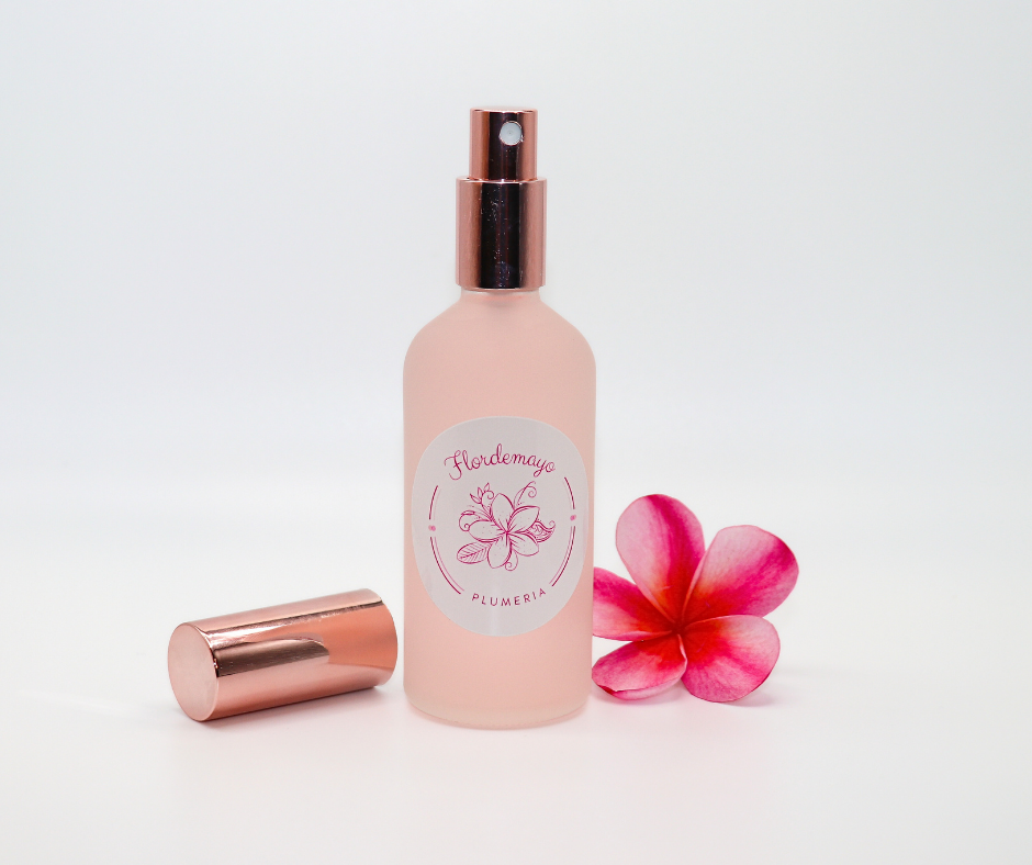 Thumbnail: Flordemayo Plumeria Spray