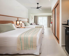 NEG_24_094 - Double room.jpg