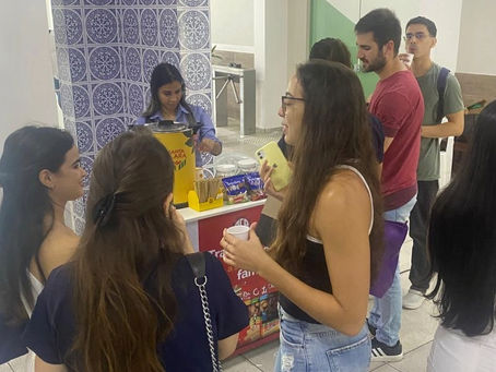 Pajuçara Alimentos realiza ação de degustação na UNCISAL em homenagem ao Dia do Servidor Público