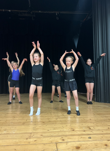 Juniors rehearsing