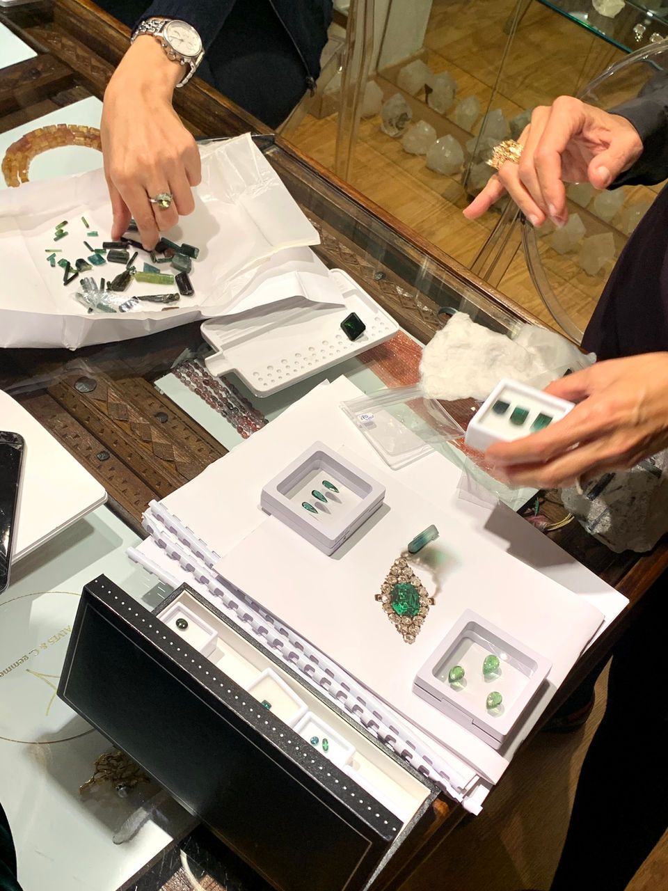 Serata di presentazione: Topazio imperiale
Tormalina Paraiba
Acquamarina Santa Maria
