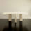 Miniature : table laque bordeaux