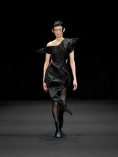runaway model in black