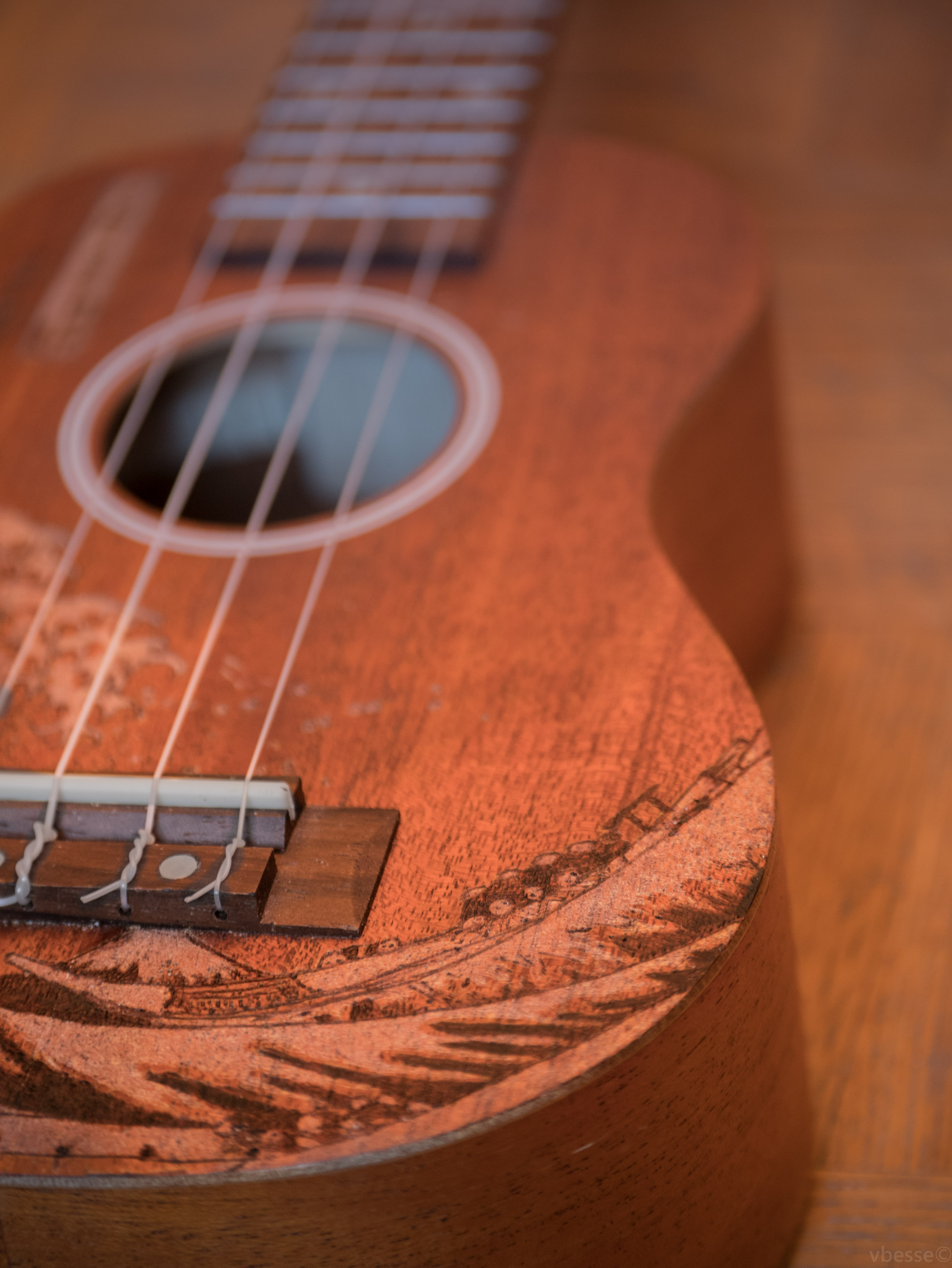 Ukulele engraving - front