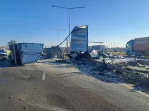 Tragedia en la ruta 9: un camión se cruzó de mano, chocó de frente contra una 4x4 y mató al conductor