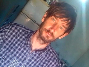 Detuvieron a un hombre que tenía un cadáver en su heladera