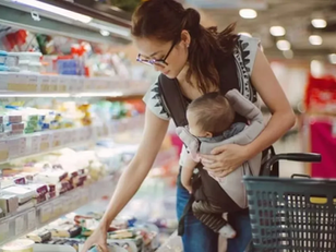 Canasta de crianza: según el INDEC, en marzo criar a un hijo superó los $500.000