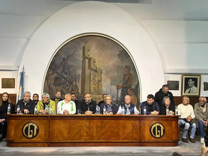 La CGT aseguró que el paro fue "contundente" y advirtió: "Nos están llevando a un extremo"