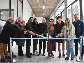 Mayra inauguró nuevas aulas y una biblioteca en el ISFDT Nº 24 "Bernardo Houssay" de Bernal