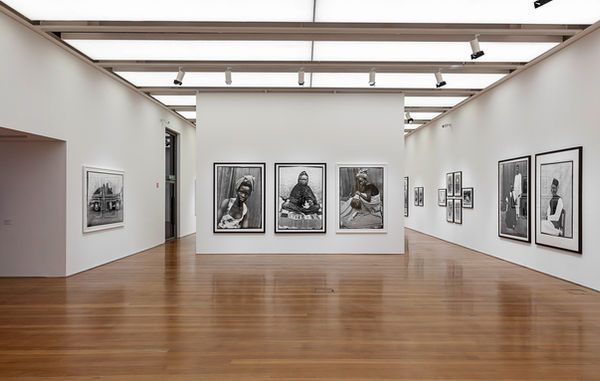 Foto_Seydou-Keïta_Helena-Cavalheiro_2018