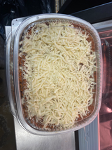 Meat Lasagna
A cozy pre-order meal, Meat lasagna, with Garlic Bread.
Simple, comforting, and made for days when you want something homemade without doing the whole thing yourself.