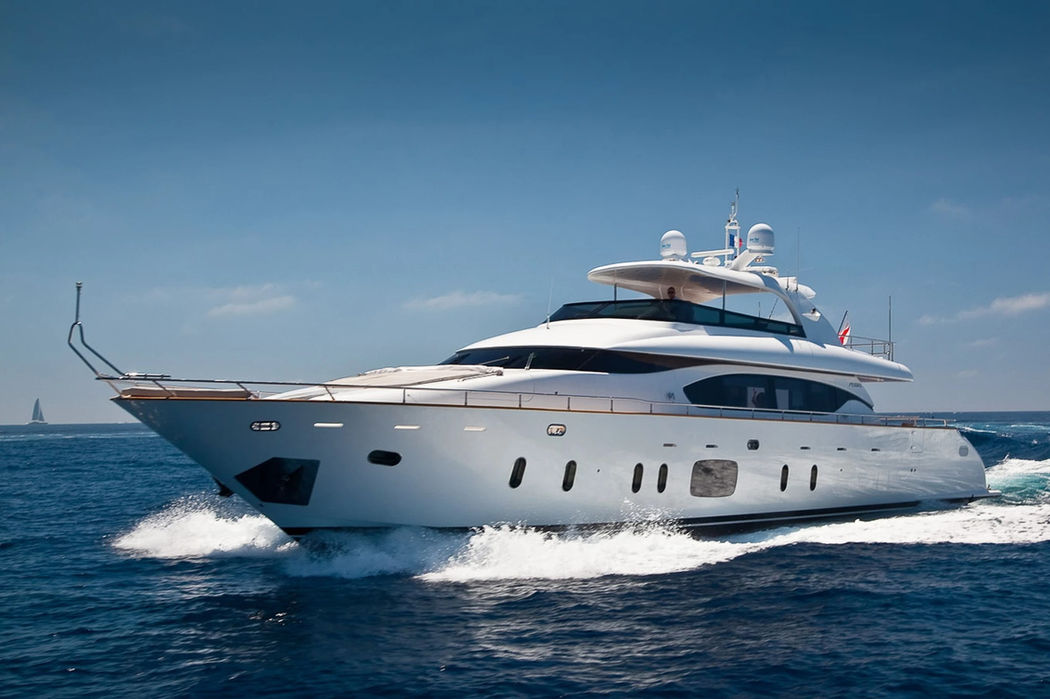 Maiora 94 yacht sailing smoothly near Saint-Tropez with elegant white exterior design