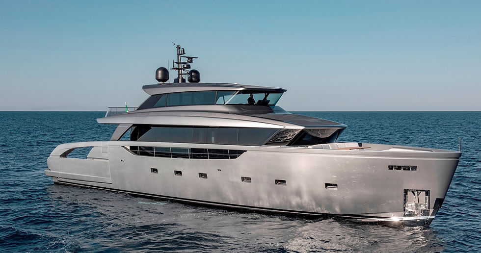 SX 100 Sanlorenzo crossover yacht for charter in the Mediterranean, French Riviera multi-day rental with Navélia Yacht Charter