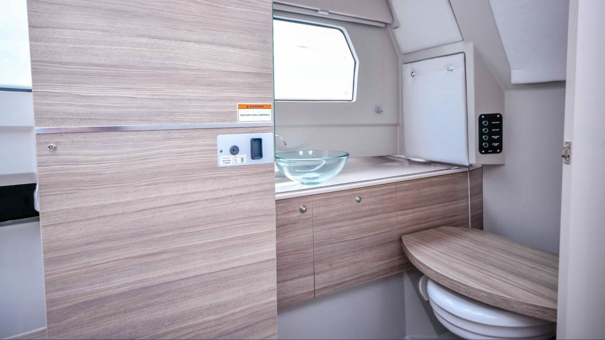 Bathroom of the Saxdor 320 GTO designed for multi day Monaco charters