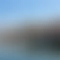 Comparison of day charter and weekly yacht charter on the French Riviera