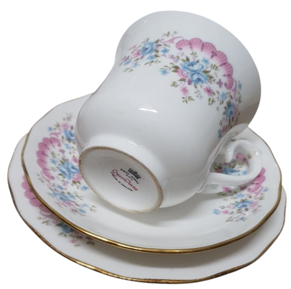 Thumbnail: 21-Piece Mid-Century Queen Anne Tea Set