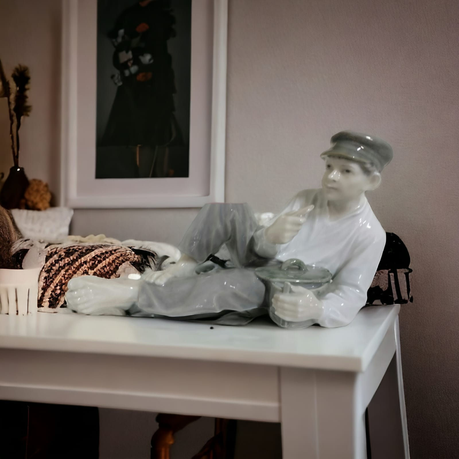 Royal Copenhagen Figurine #865, Royal Copenhagen Shepherd Boy Eating