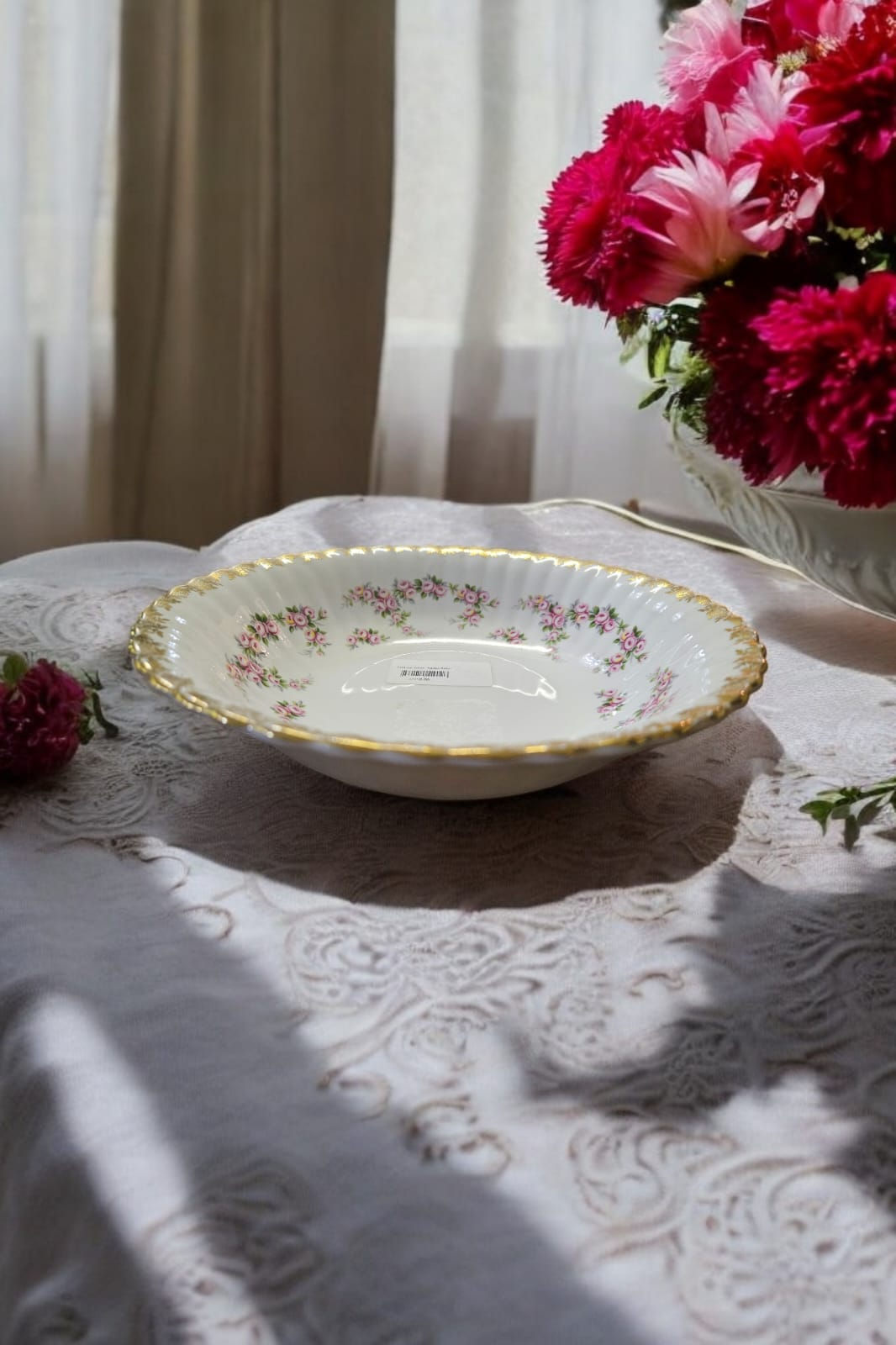 Royal Albert Round Serving Bowl Dimity Rose vintage bone china England