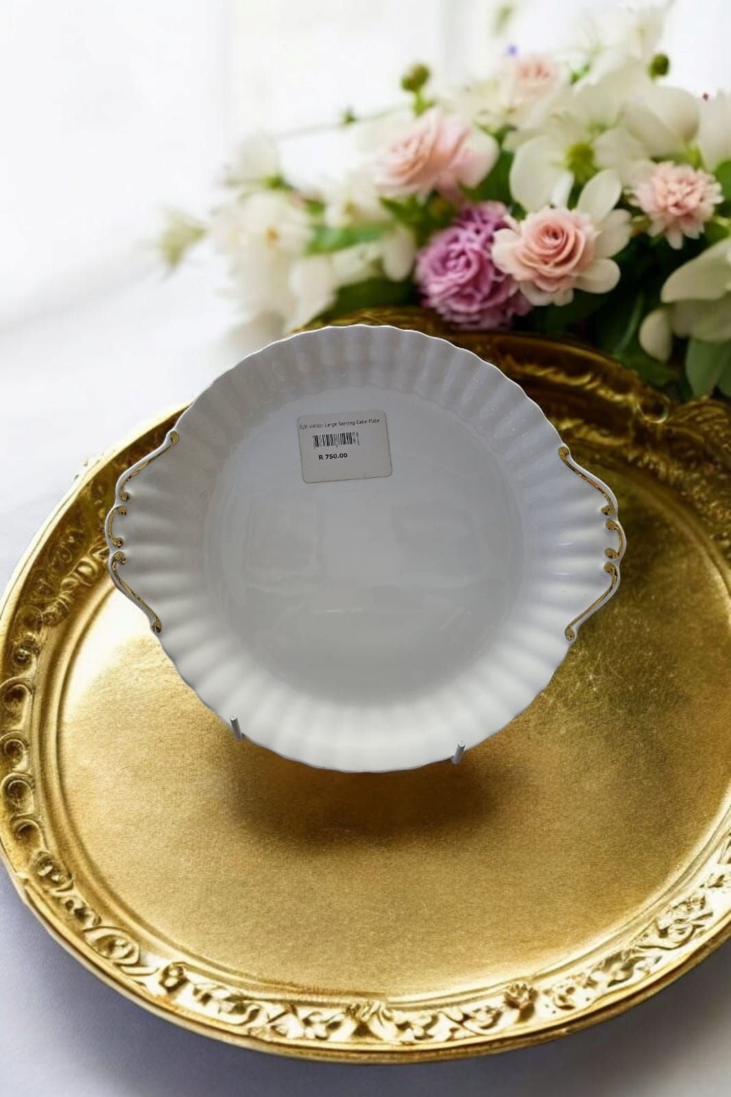 ROYAL ALBERT VAL D'OR HANDLED CAKE PLATE