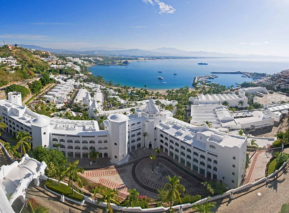 Hotel Las Hadas by Brisas