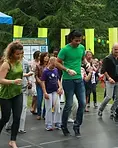 Spectacle brésilien sur mesure combinant danseuses, batucada et capoeira pour soirées privées et festivals – BRÉSILevents.