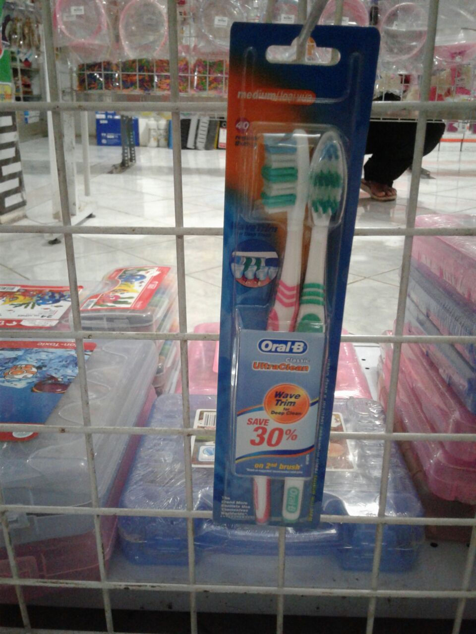 Oral B Classic Sikat Gigi 2pcs Medium
