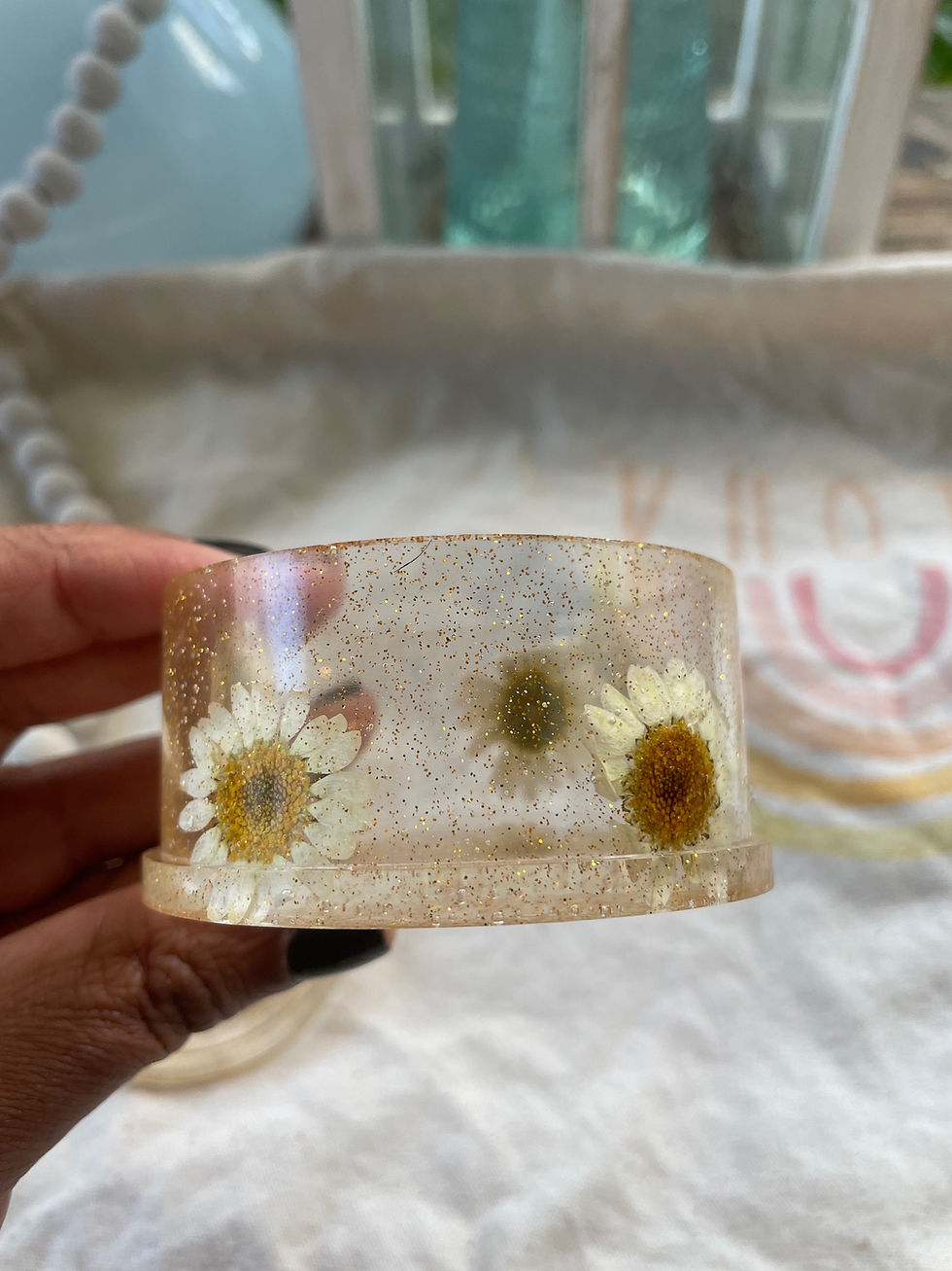 Thumbnail: Daisy Box