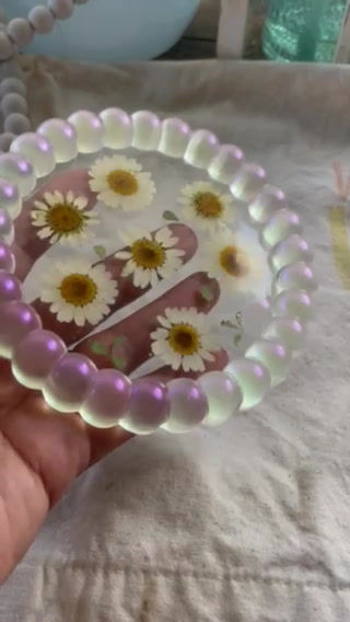 Thumbnail: Holo Flower Bubble Tray
