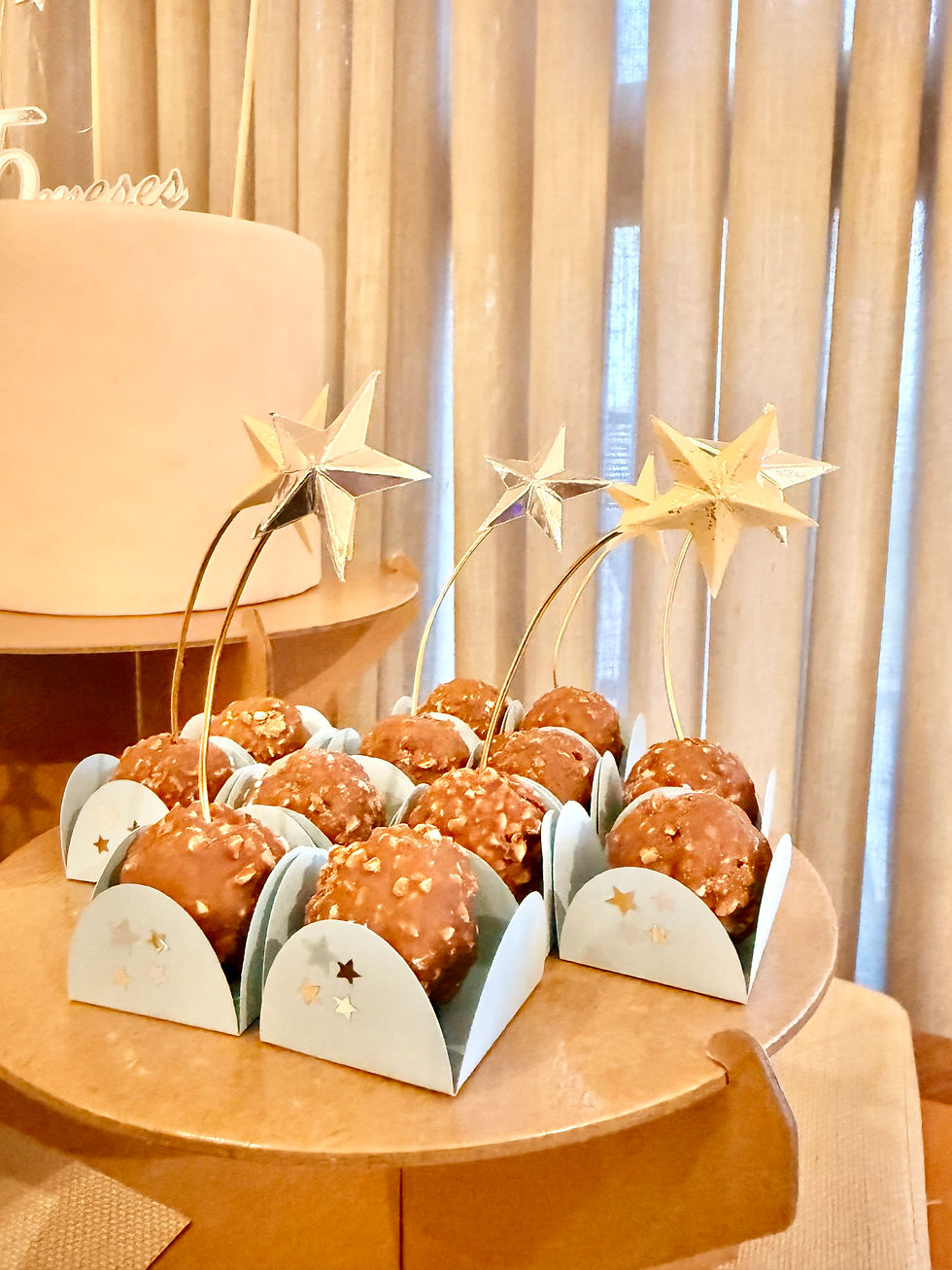 Miniatura: Primeiros Meses . Estrelas